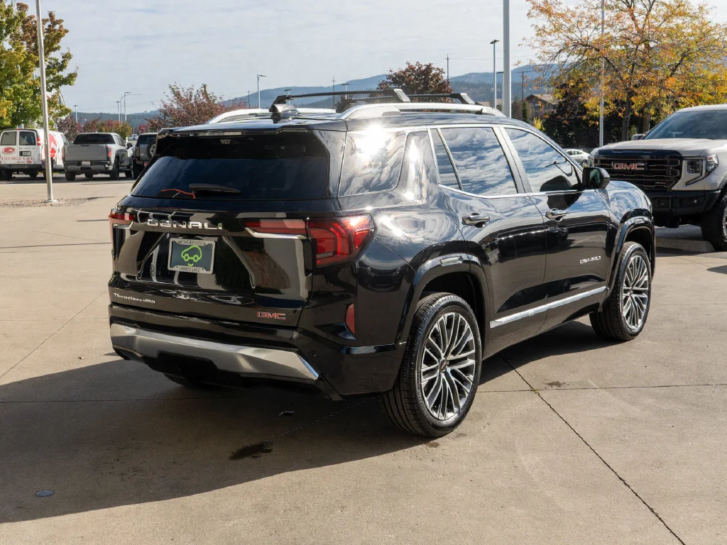 2026 GMC Terrain Denali - Photo 8