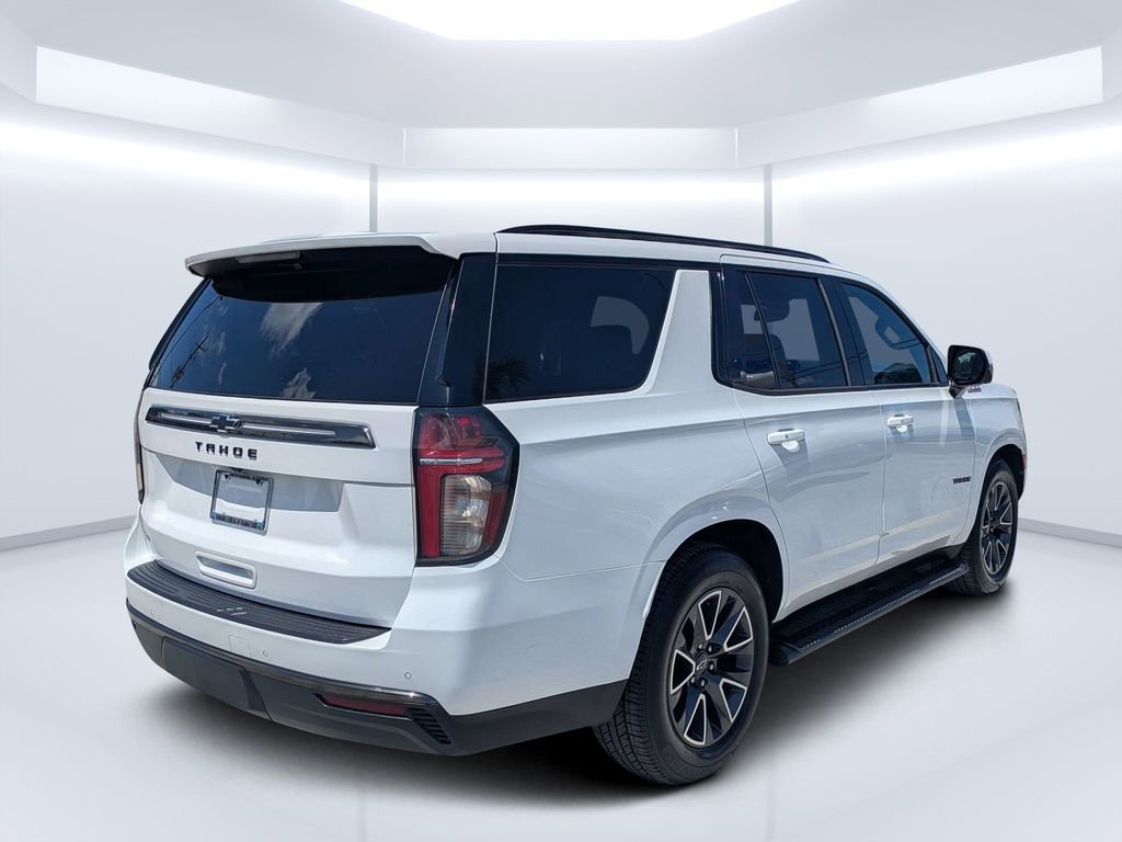 Used 2021 White Chevrolet Z71 image 3