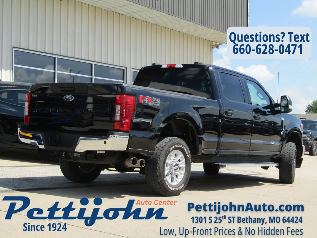 Used 2022 Black Metallic Ford XLT image 3