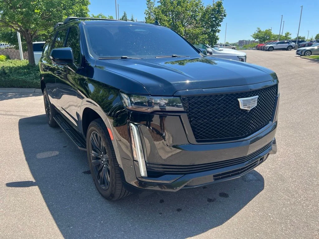 Used 2021 Black Cadillac Sport image 7