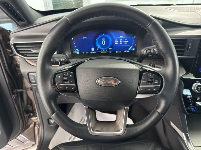Used 2021 Gray Ford Platinum image 29