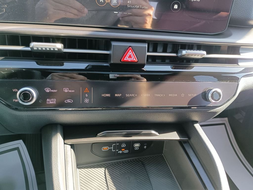 New 2026 Shadow Matte Gray Kia SX Prestige image 22