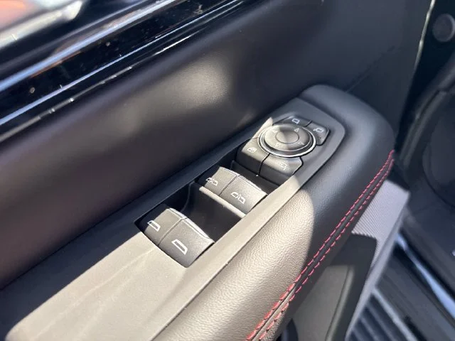 New 2026 Onyx Black GMC AT4 Ultimate image 12
