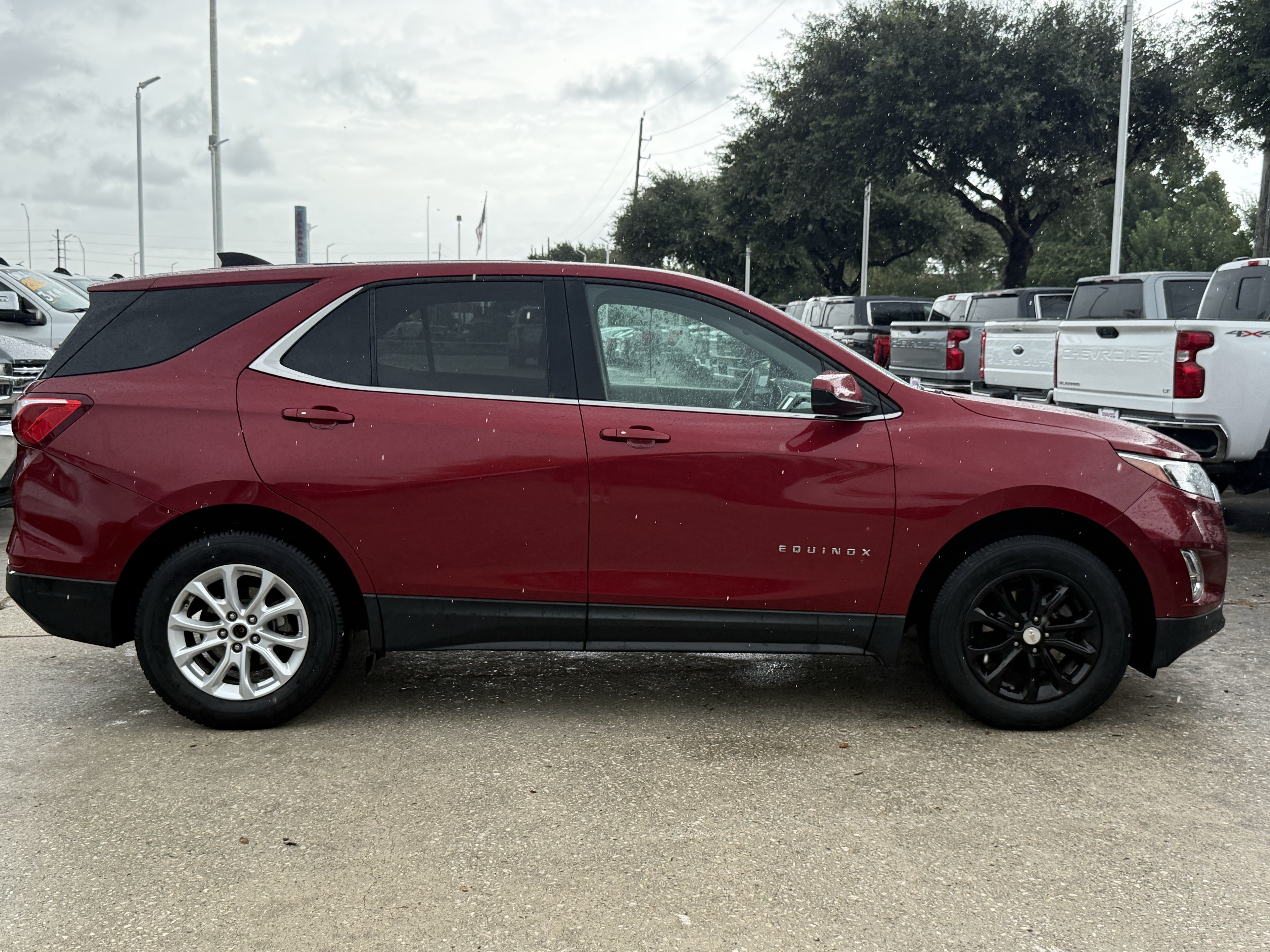 Used 2018 Cajun Red Tintcoat Chevrolet LT image 3