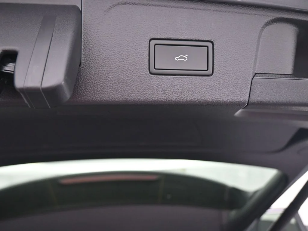 New 2026  Volkswagen 2.0T SE w/Technology image 42