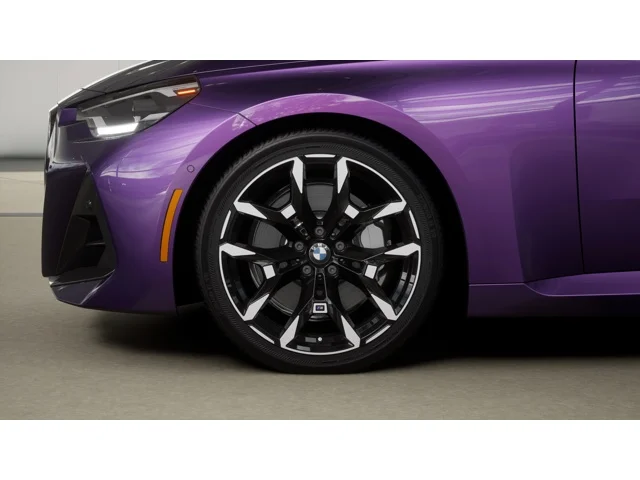 New 2026 Thundernight Metallic BMW  image 7