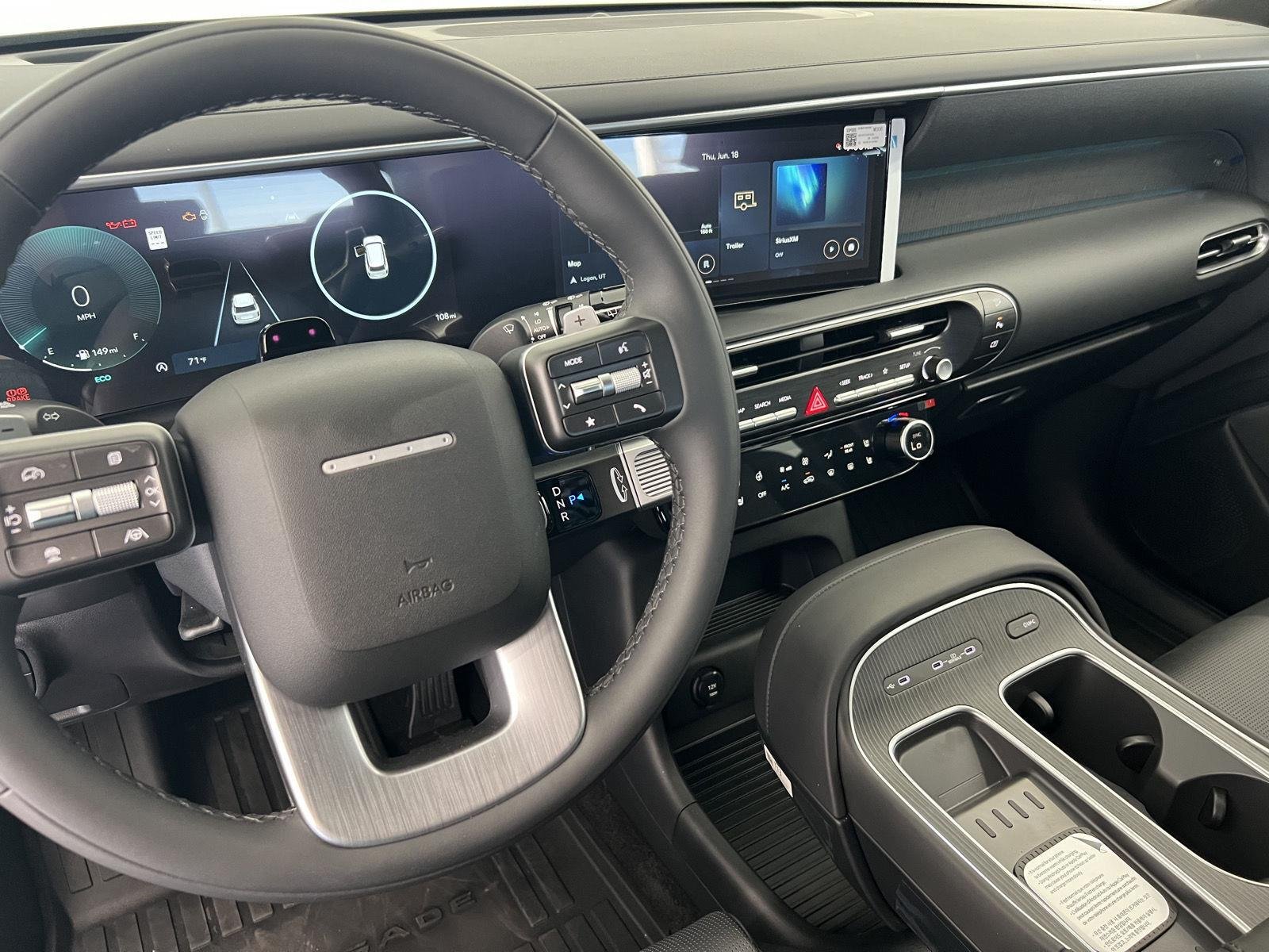 Used 2026 Titan Green Hyundai Calligraphy image 19