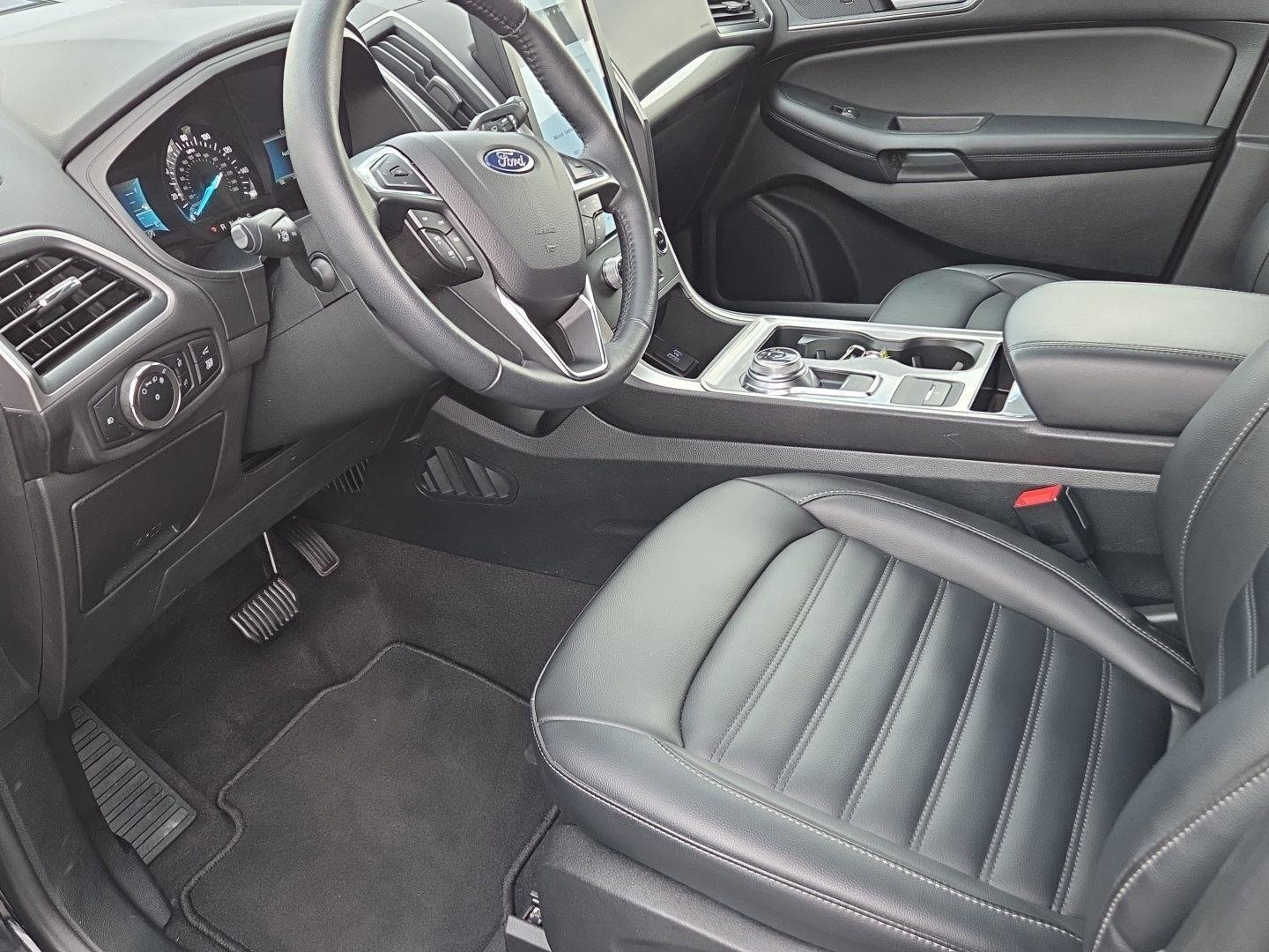 Used 2024 Agate Black Ford SEL image 8