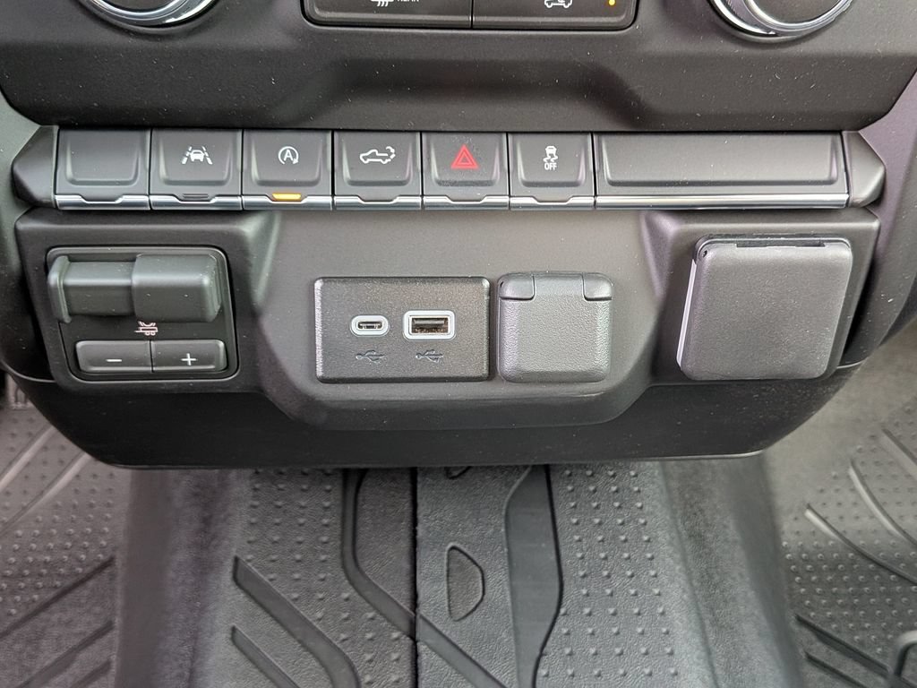 2026 Chevrolet Silverado 1500 Custom - Photo 32