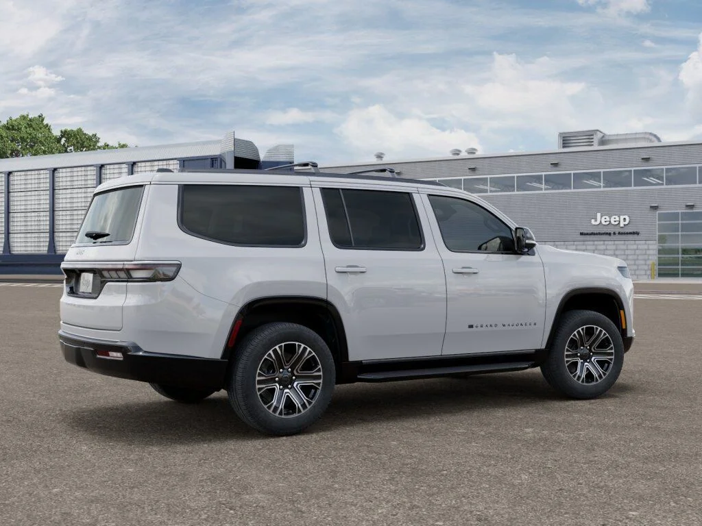 New 2026 Bright White Clearcoat Jeep  image 4