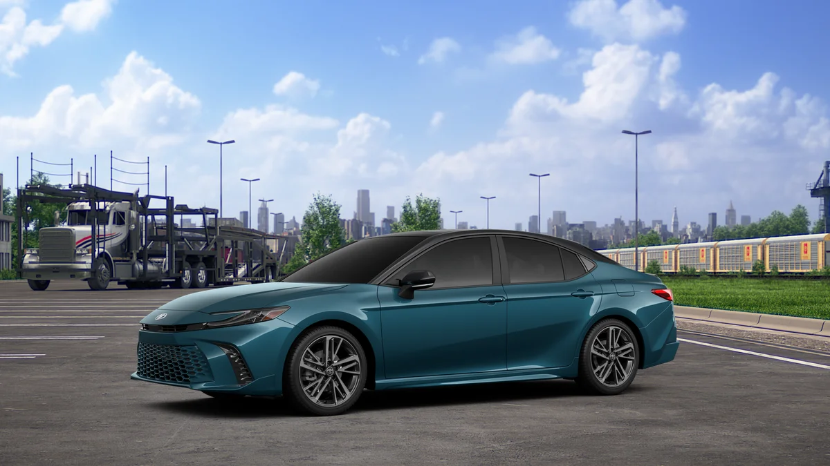 New 2026 Ocean Gem with Midnight Black Metallic roof Toyota XSE image 2