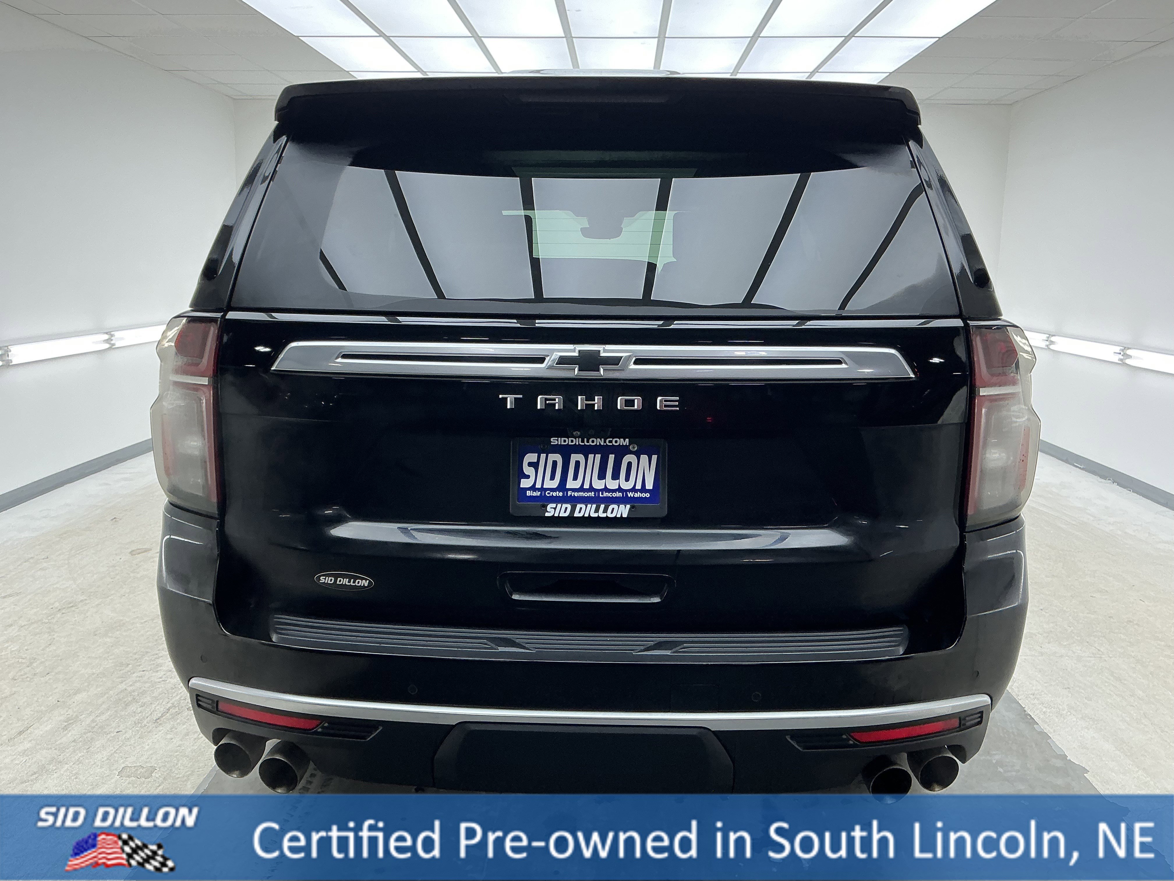 View vehicle photo 5