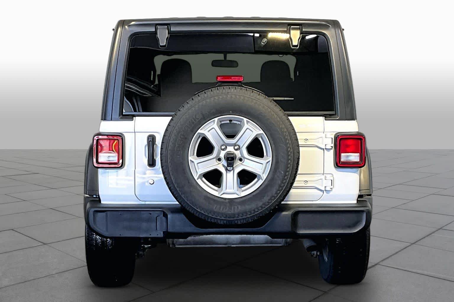 Used 2020 Bright White Clearcoat Jeep Sport S image 5