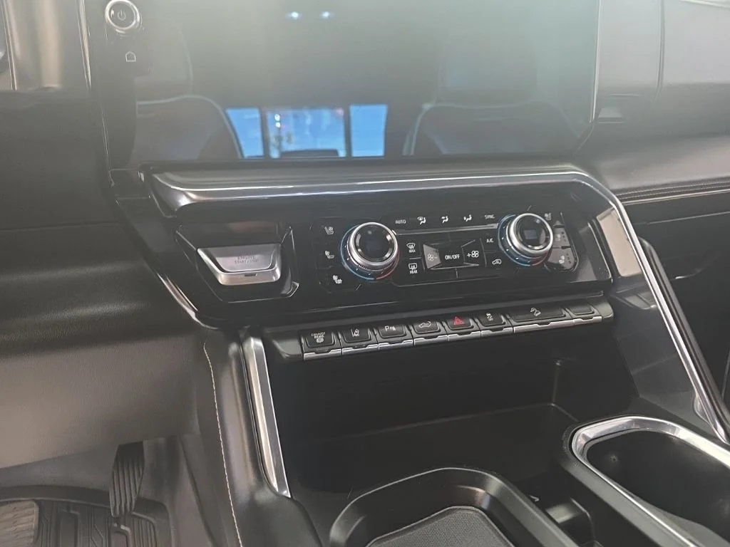 Used 2024 Onyx Black GMC Denali Ultimate image 16