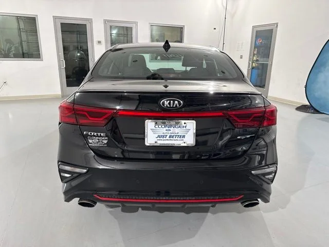 Used 2021 Black Kia GT image 9