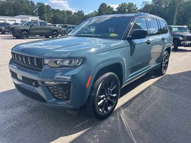 New 2026 Steel Blue Exterior Paint Jeep Limited Reserve image 27