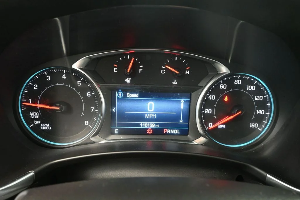 Used 2023 Gray Chevrolet LT image 29