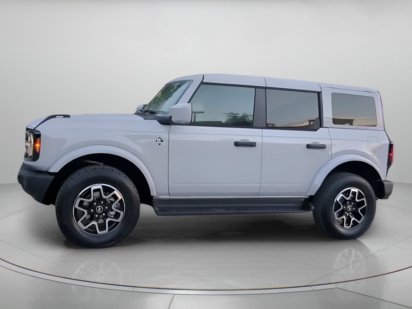 New 2026 Avalanche Gray Ford Outer Banks® image 12