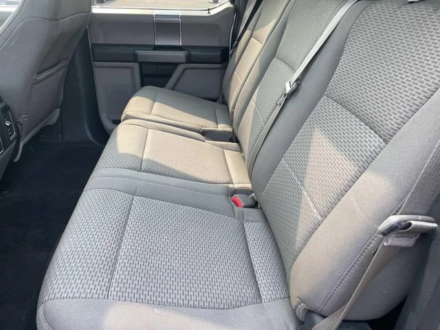 Used 2015 Silver Ford XLT image 19