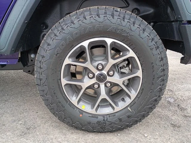 New 2026 Reign Exterior Paint Jeep Sport S image 22