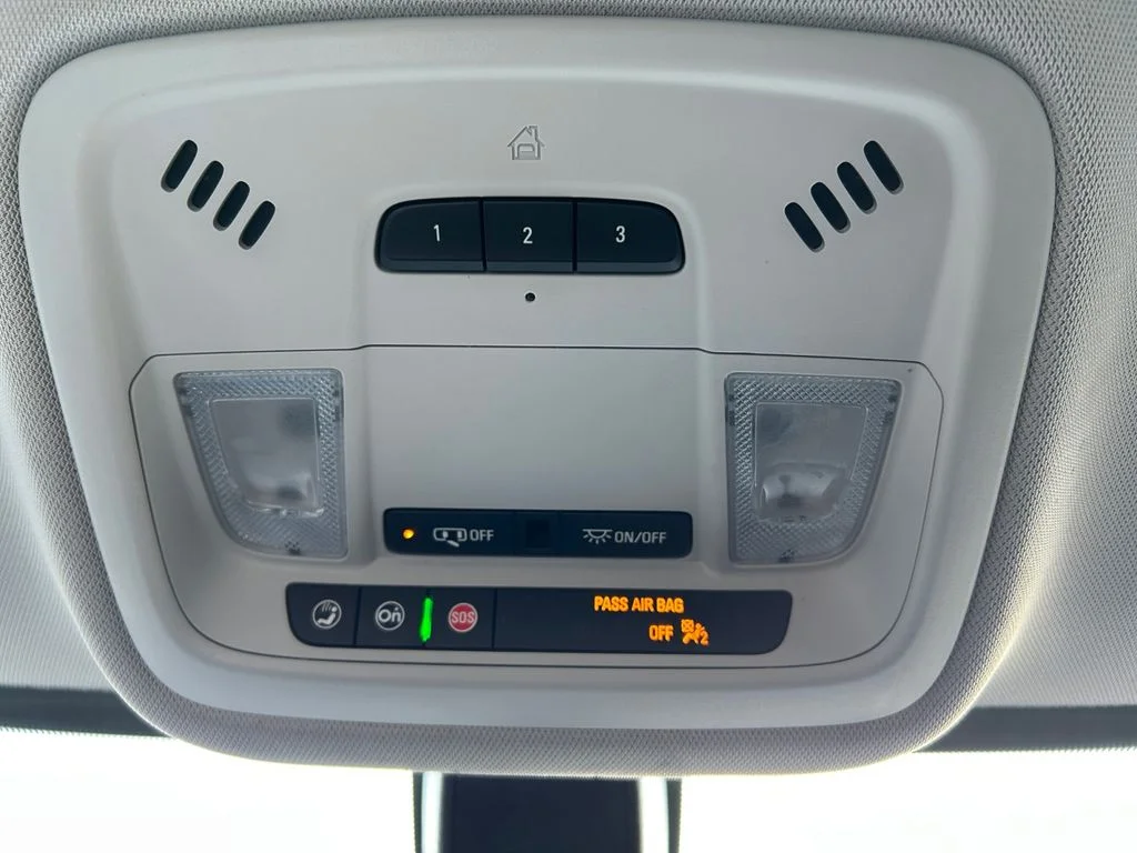 Used 2020 Silver Chevrolet LT image 29