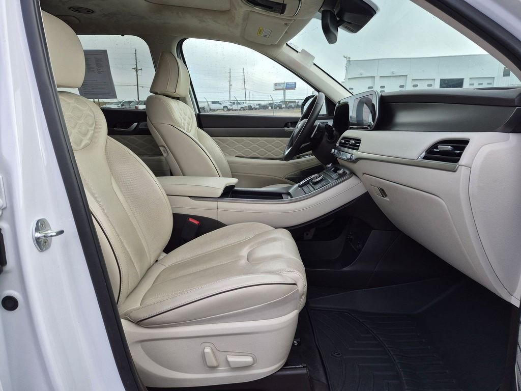 Used 2021 Hyper White Hyundai Calligraphy image 25