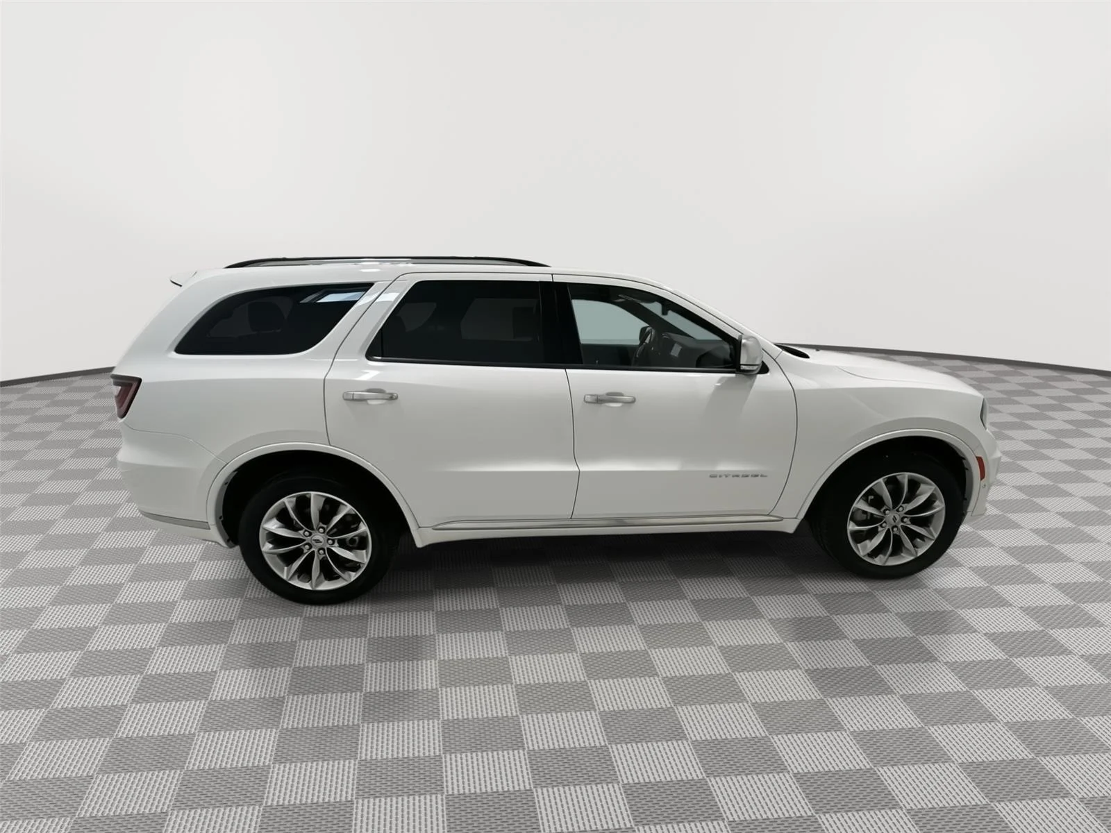 Used 2024 White Knuckle Dodge Citadel image 6