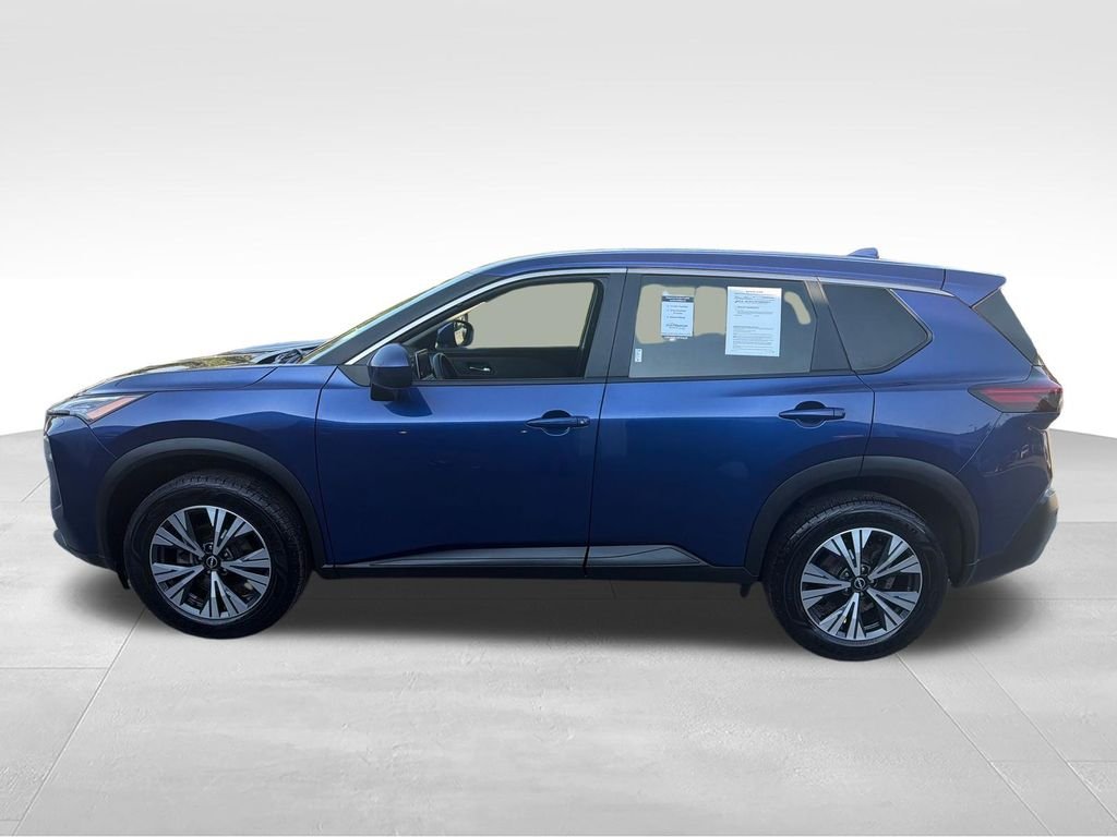 Used 2023 Blue Nissan SV image 2