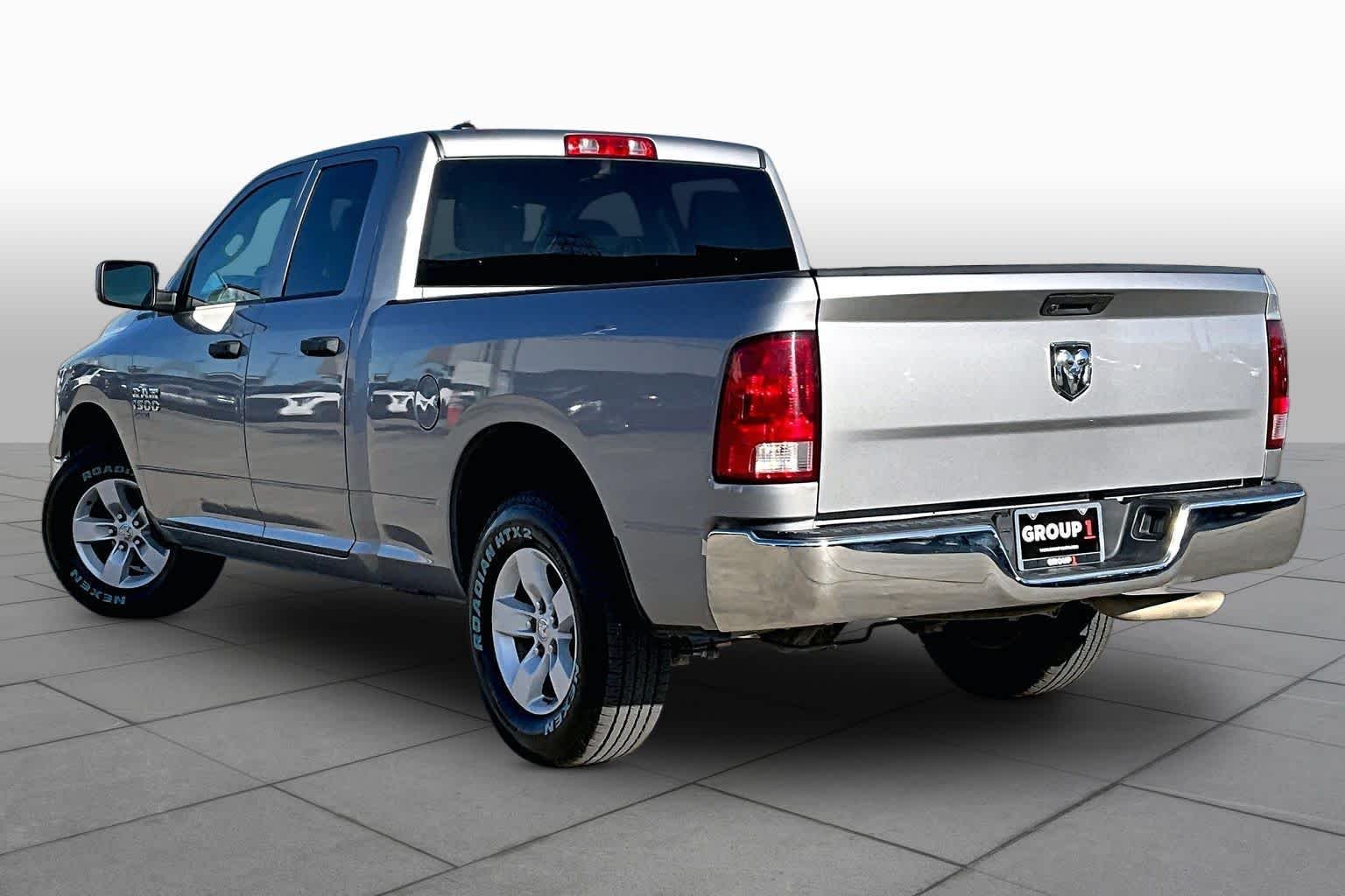 Used 2022 Billet Silver Metallic Clearcoat Ram Tradesman image 12