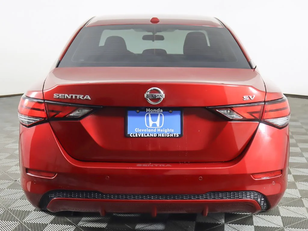 Used 2022 Scarlet Nissan SV image 10