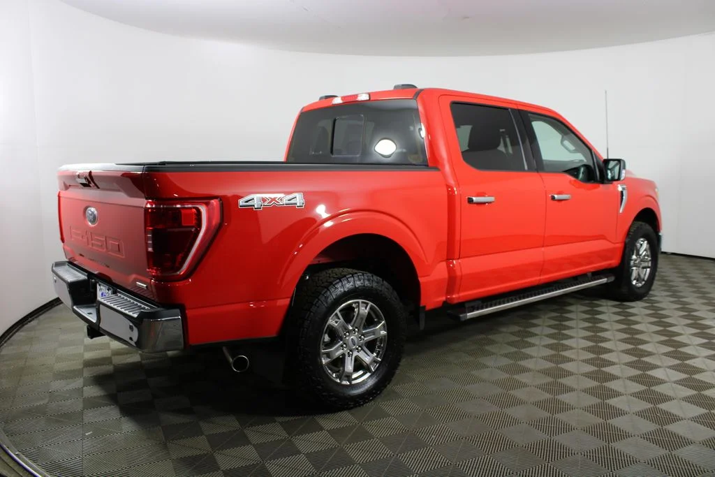 Used 2023 Race Red Ford XLT image 5