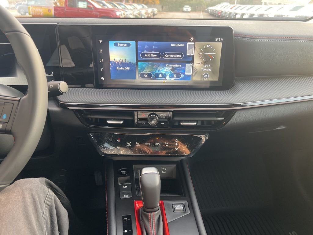 2025 Nissan Kicks SR AWD - Photo 10