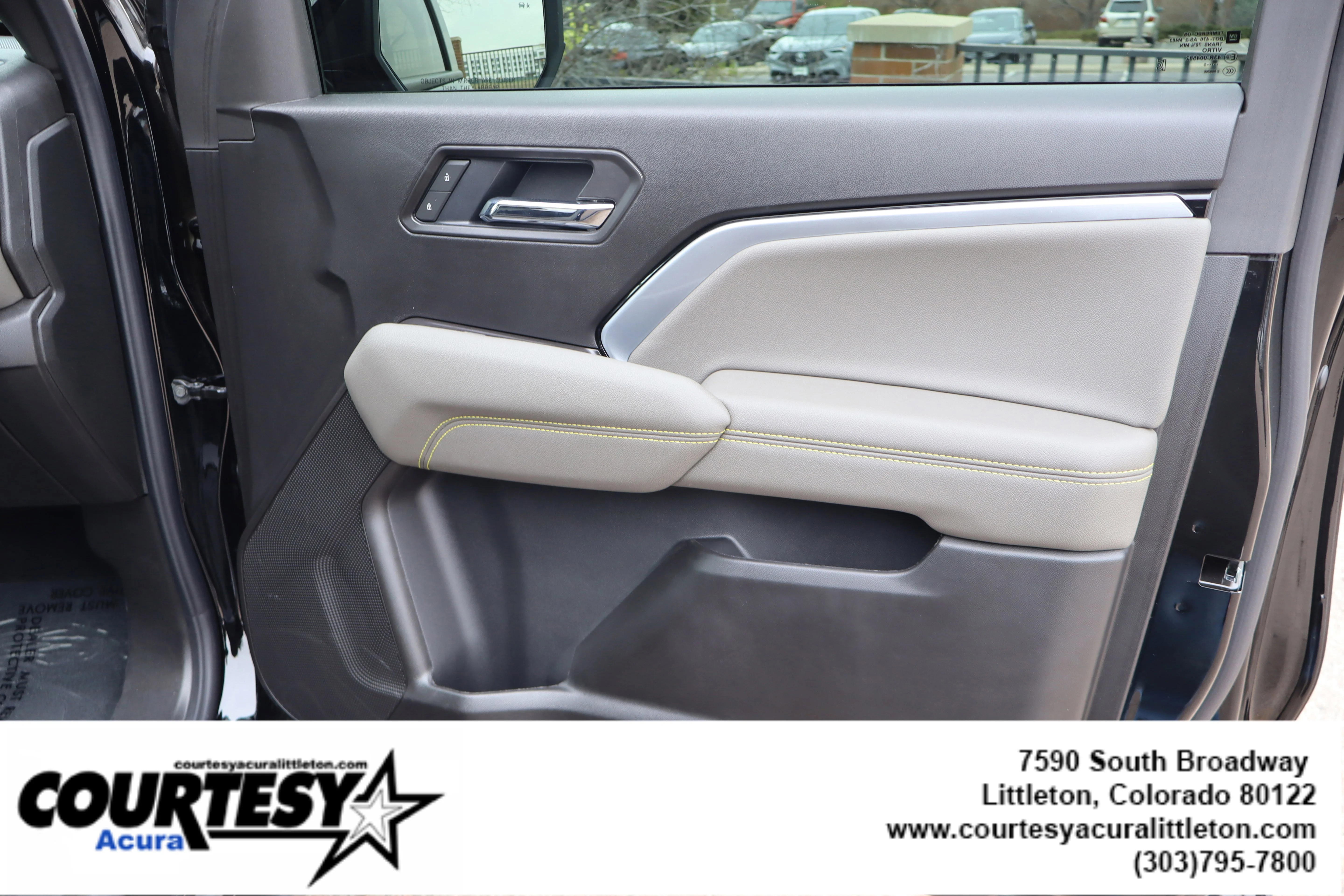 Used 2025 Black Chevrolet 4WD ZR2 image 35