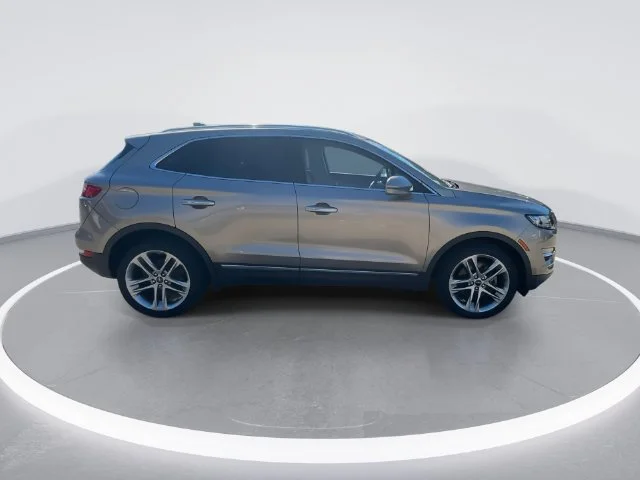Used 2019 Brown Lincoln Reserve image 8