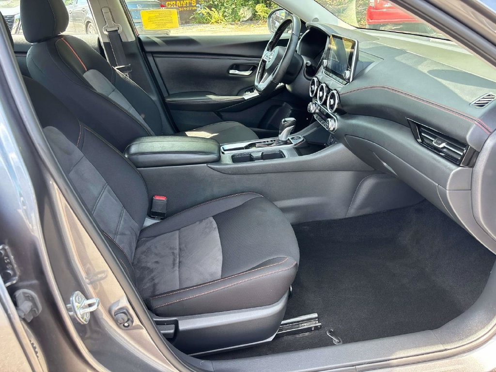 Used 2024 Gray Nissan SR image 15