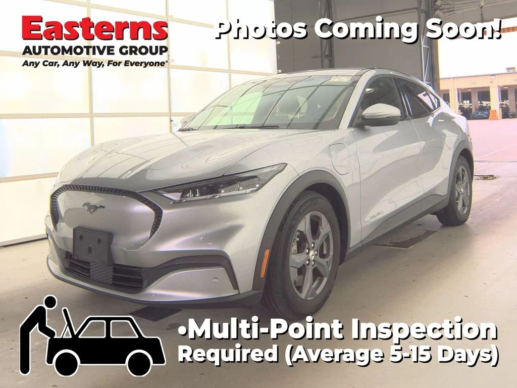 Used 2021 Silver Ford Select image 1