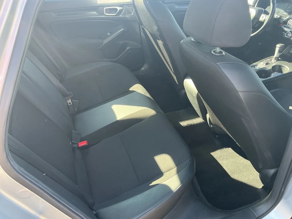 Used 2025 SOLAR SILVER METALLIC Honda Sport image 15
