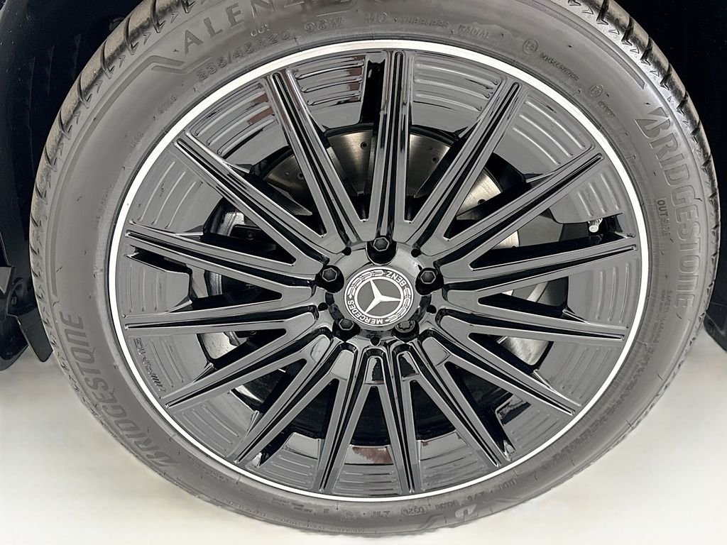 New 2026 Night Black Mercedes-Benz GLA 250 image 29