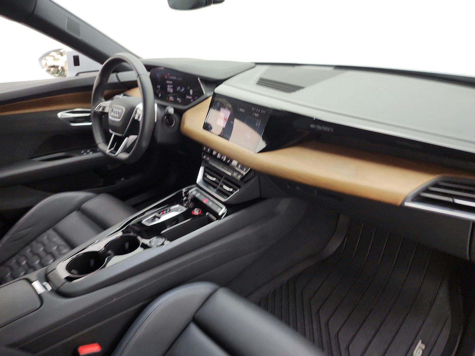 Used 2023 Suzuka Gray Metallic Audi Premium Plus quattro image 20
