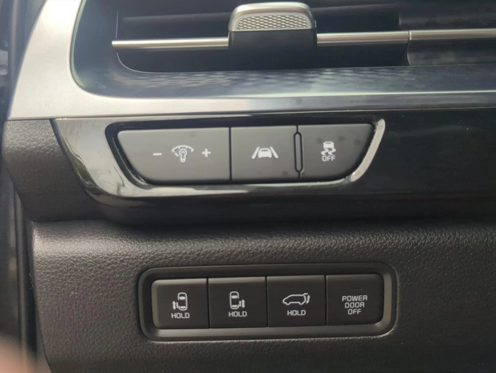 Used 2024 Panthera Metal Kia SX Prestige image 14