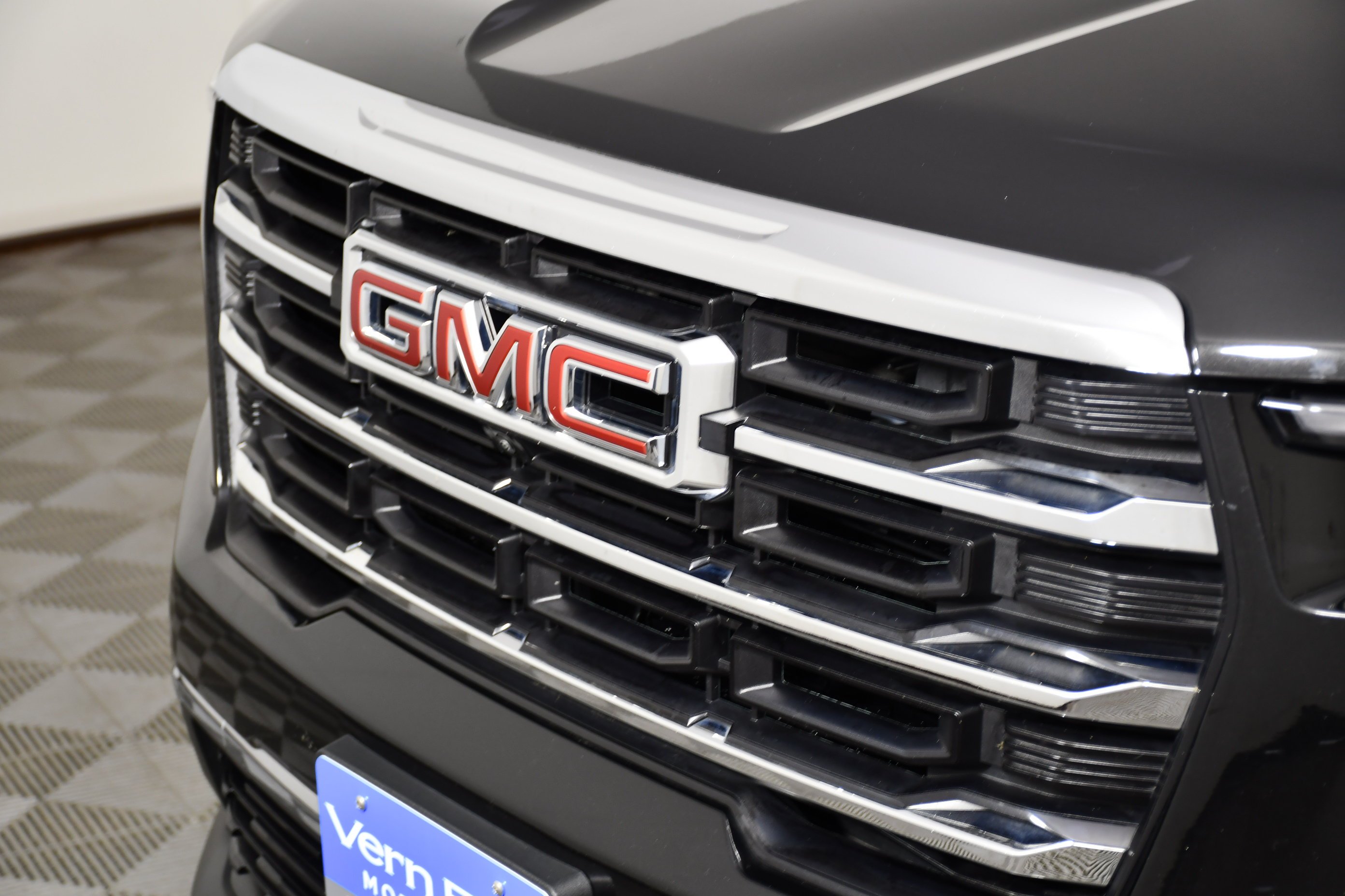 Used 2026 Ebony Twilight Metallic GMC AWD Elevation image 11