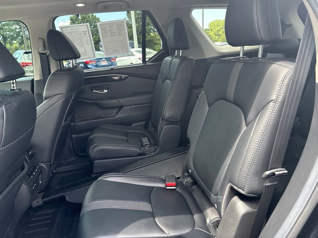 Used 2025 Black Honda Touring image 24