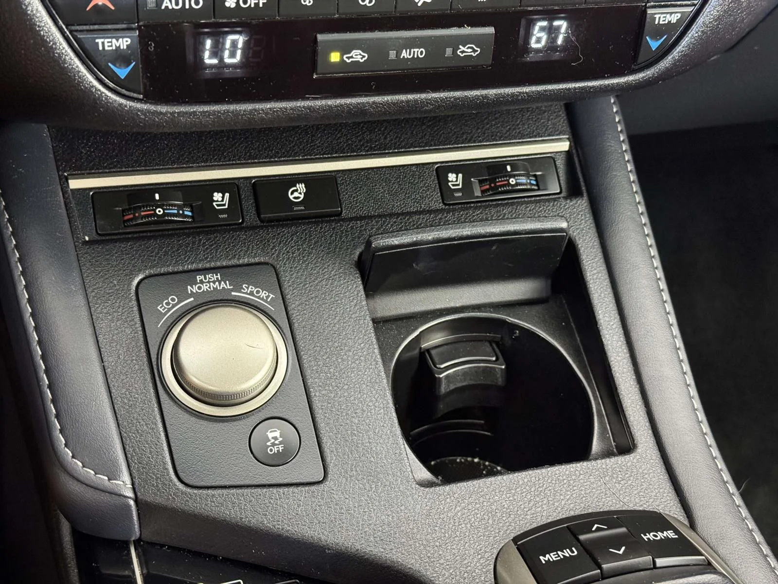Used 2016 White Lexus 350 image 26