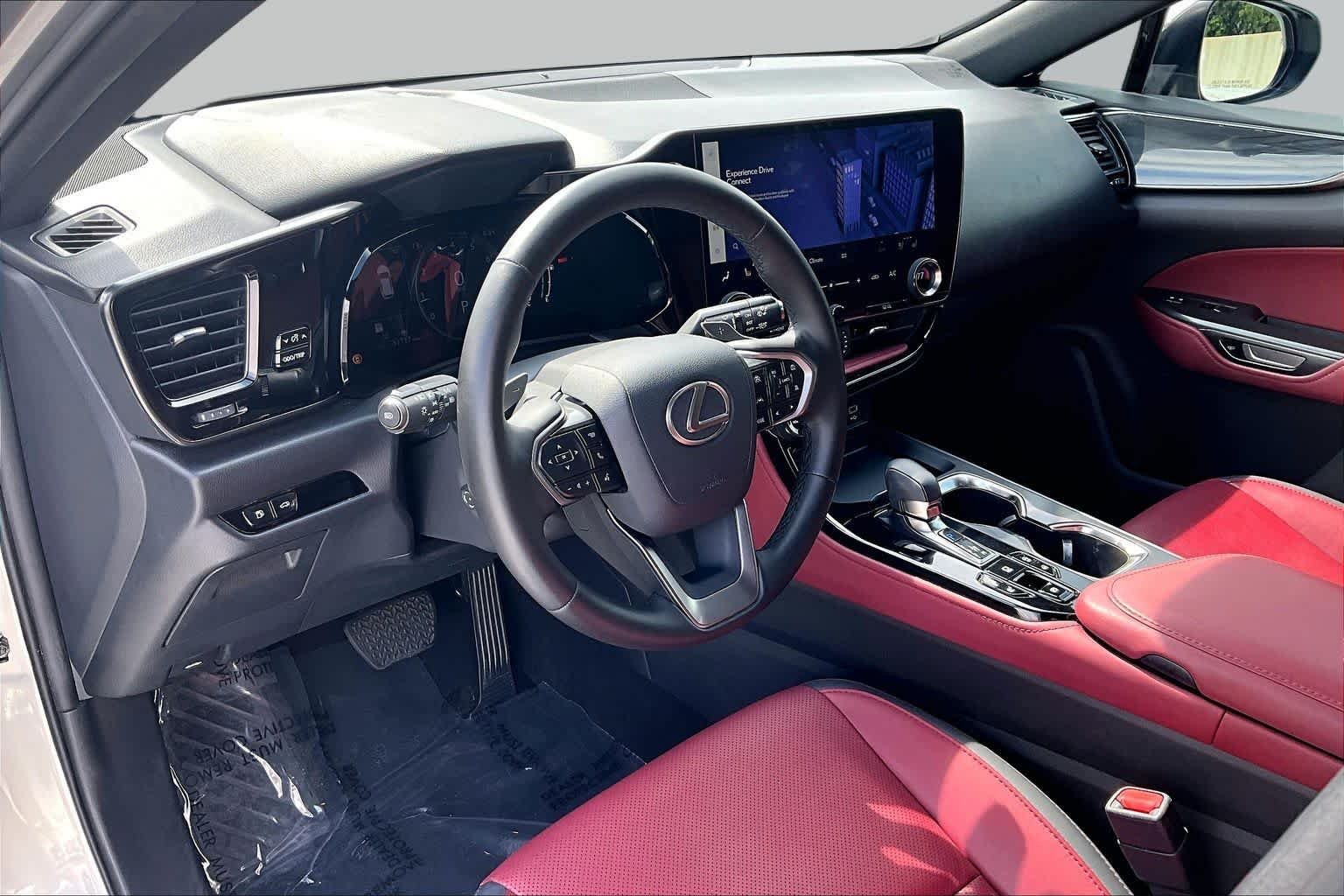 Used 2023 Atomic Silver Lexus Premium image 33