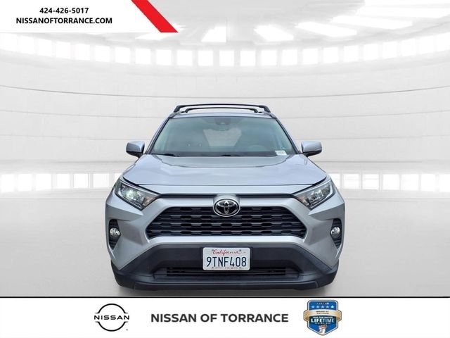 Used 2021 Silver Toyota XLE Premium image 2