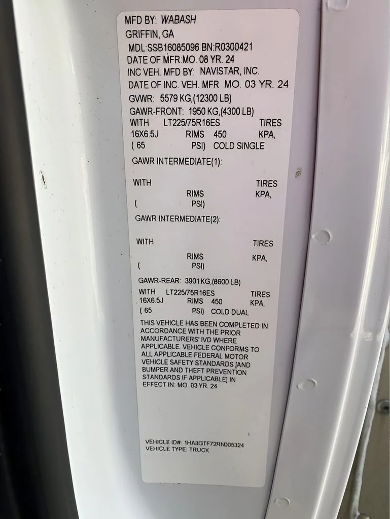 Used 2024 White Chevrolet Work Van image 45