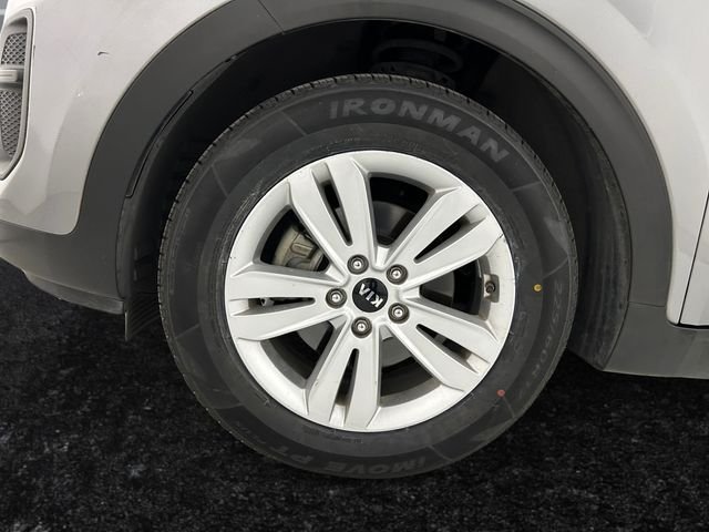 Used 2019 Gray Kia LX image 27