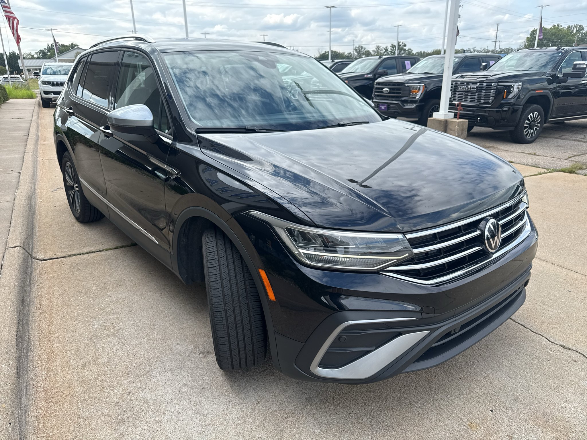 Used 2024 Deep Black Pearl Volkswagen Wolfsburg Edition image 22