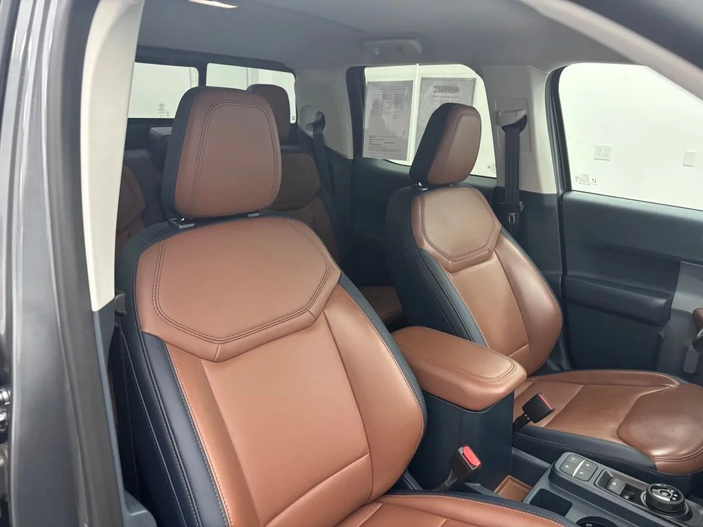 Used 2024 Gray Ford Lariat image 33