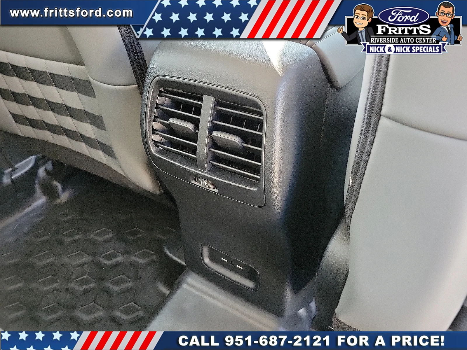 New 2026 Oxford White Ford Badlands® image 21